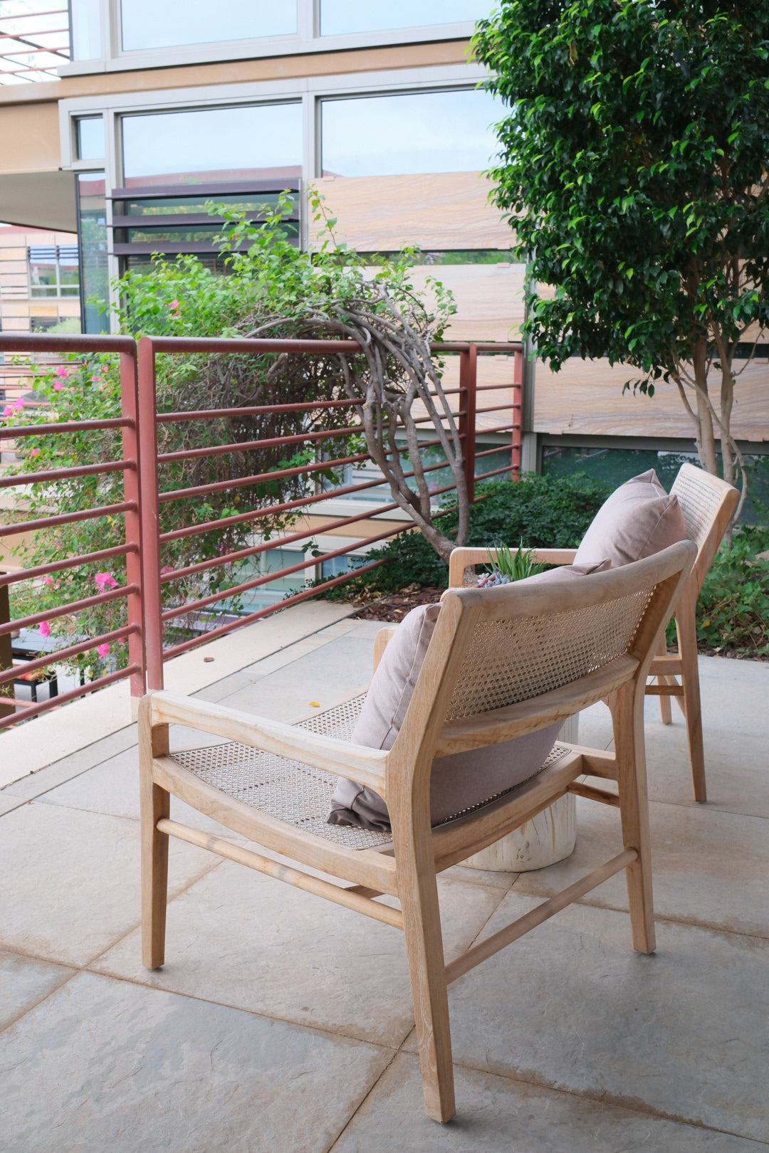 TEAKWOOD &amp; WOVEN RATTAN CHAIR B