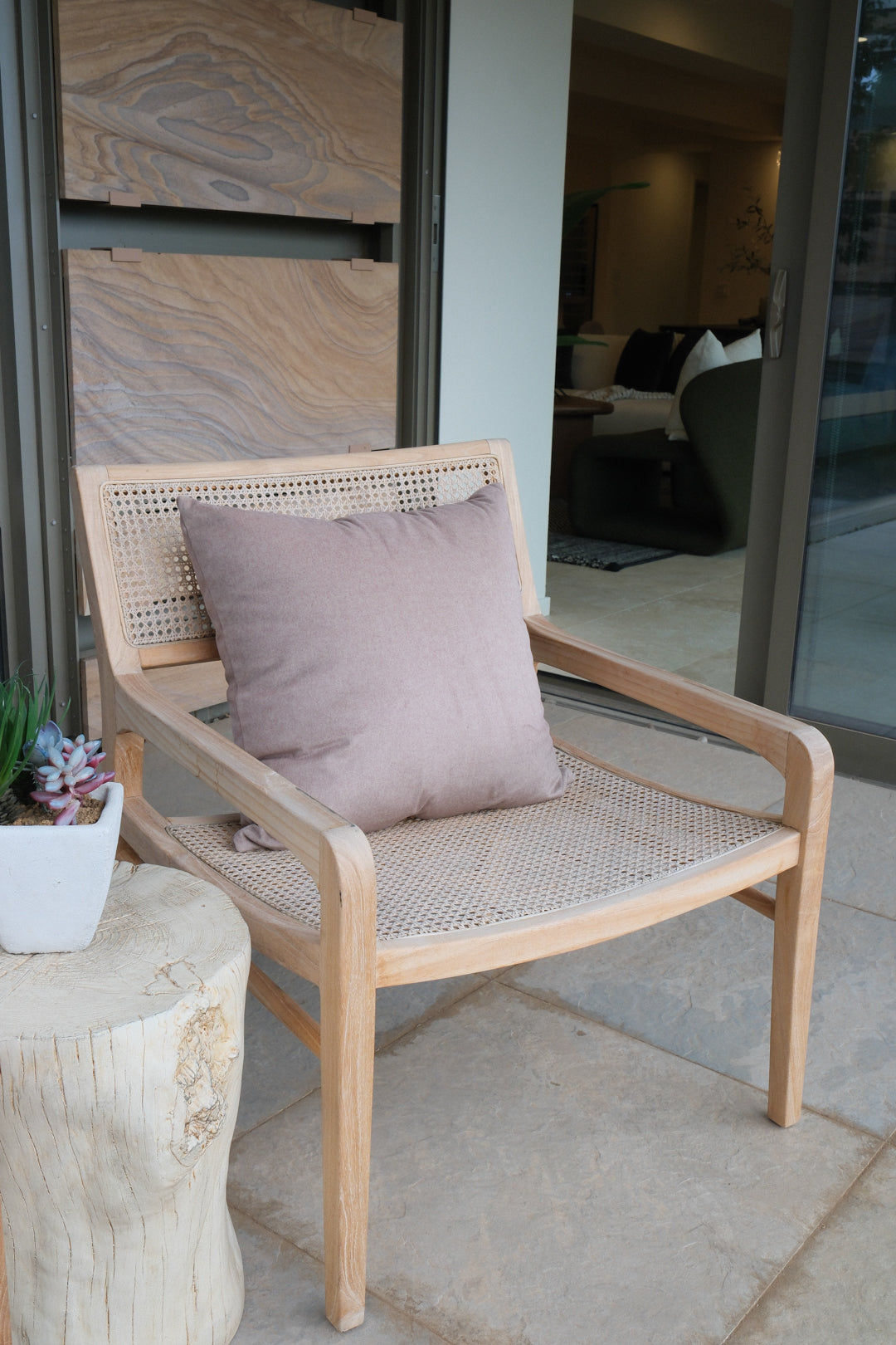 TEAKWOOD &amp; WOVEN RATTAN CHAIR B