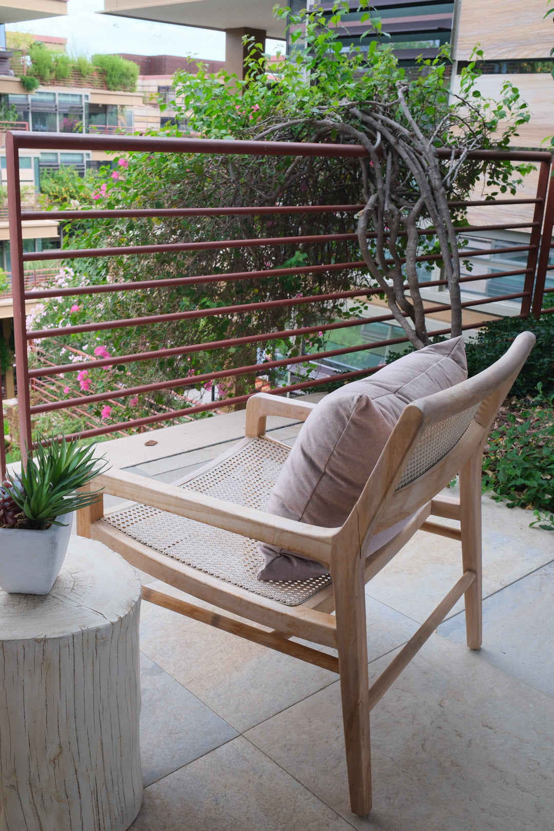 TEAKWOOD &amp; WOVEN RATTAN CHAIR A