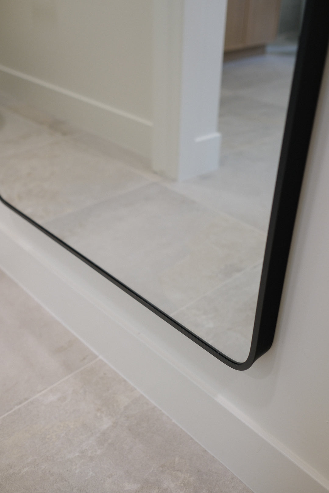 68IN ARCH FLOOR MIRROR M