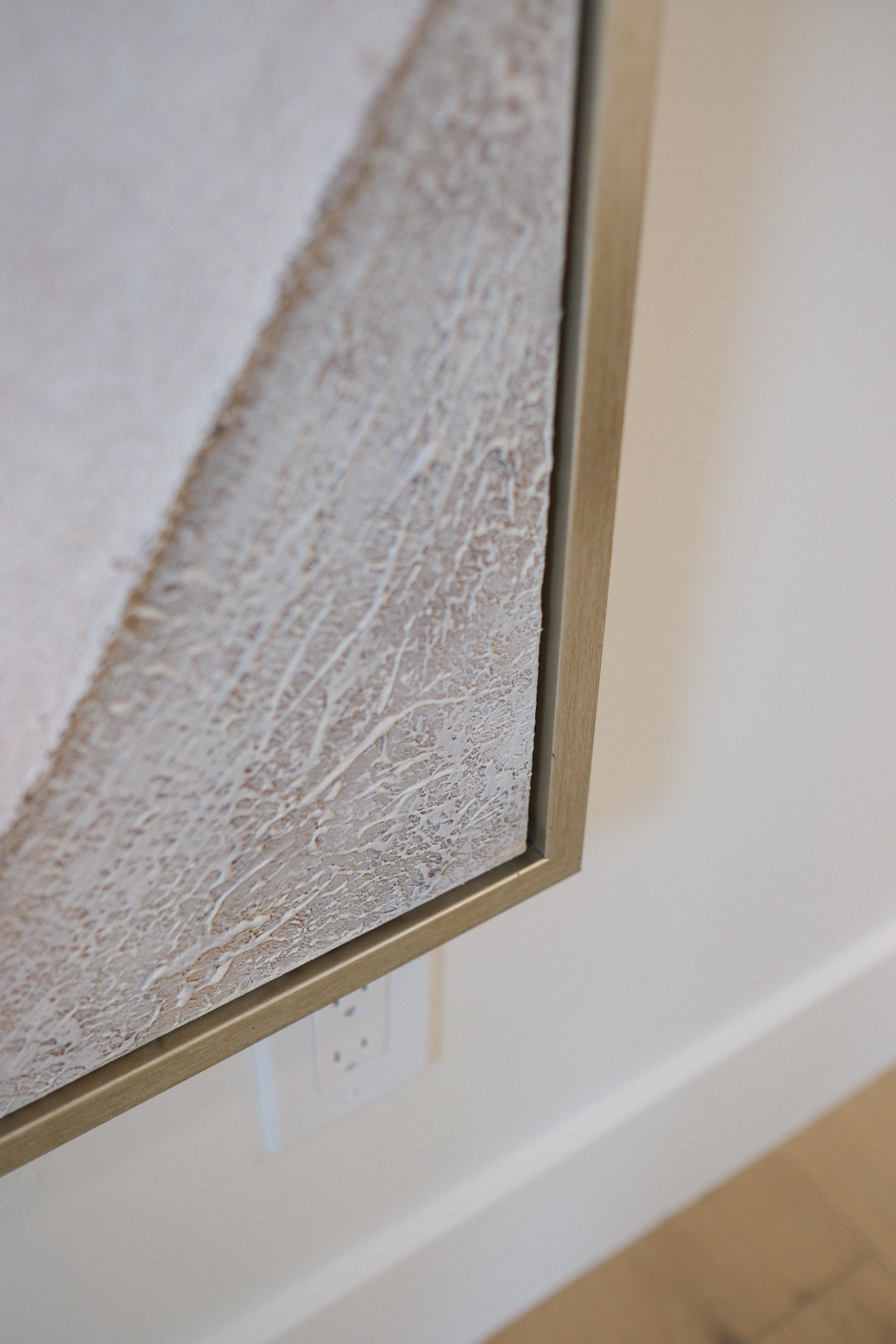 BROWN GOLD HANDPAINTED CANVAS 41X61 M