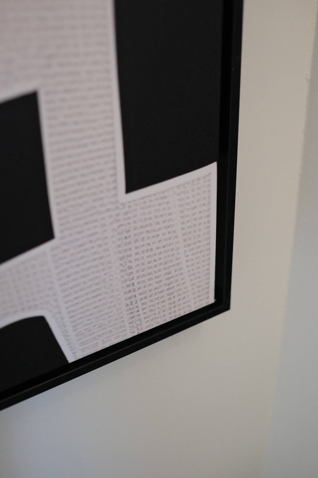 BW ABSTRACT IN BLACK FRAME 24X36