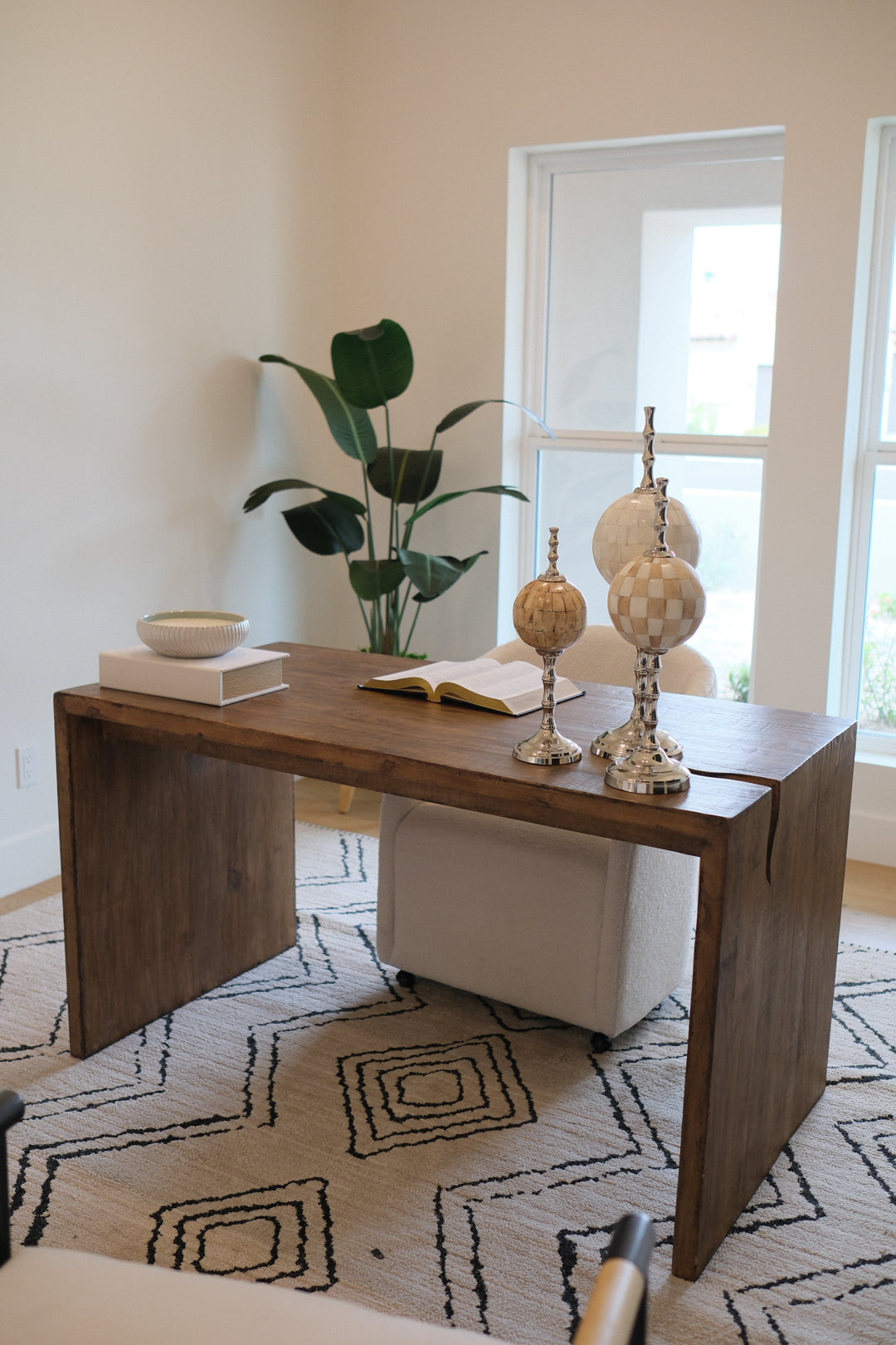 54IN MEDIUM BROWN DESK