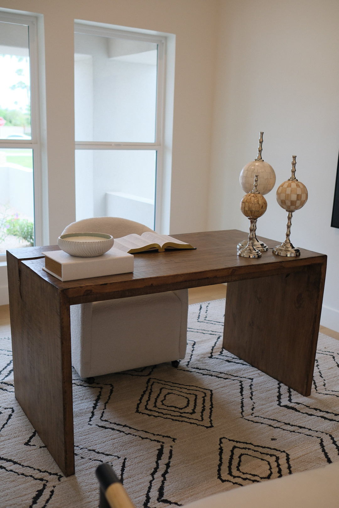 54IN MEDIUM BROWN DESK