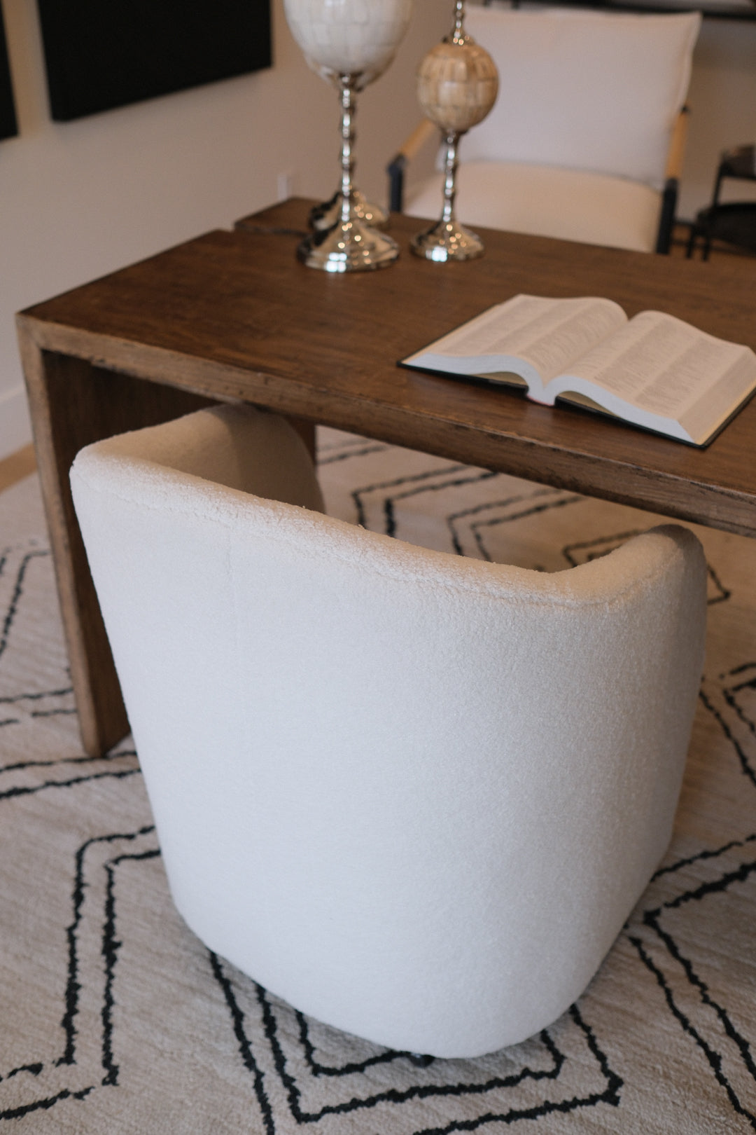 WHITE BOUCLE DINING CHAIR