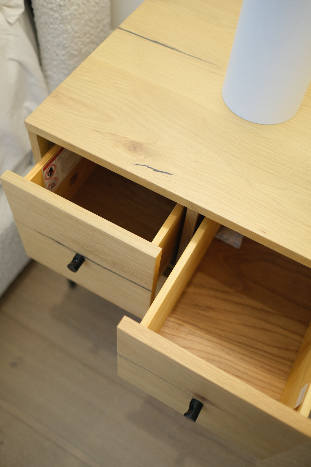 24"L LIGHT OAK RESIN NIGHTSTAND B
