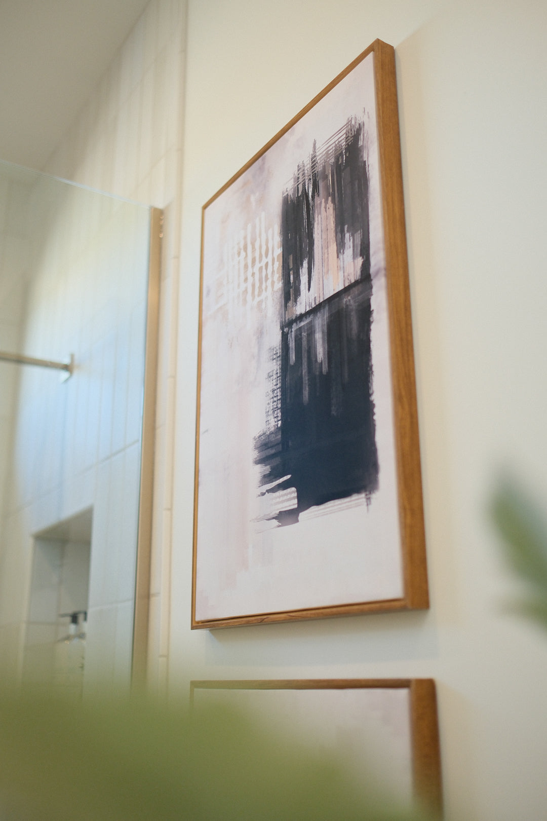 BLACK NEUTRAL MINIMALIST CANVAS I B