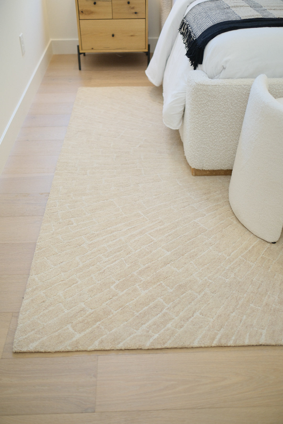 CONCENTRIC CIRCLES LT. BROWN IVORY RUG 8'X10'
