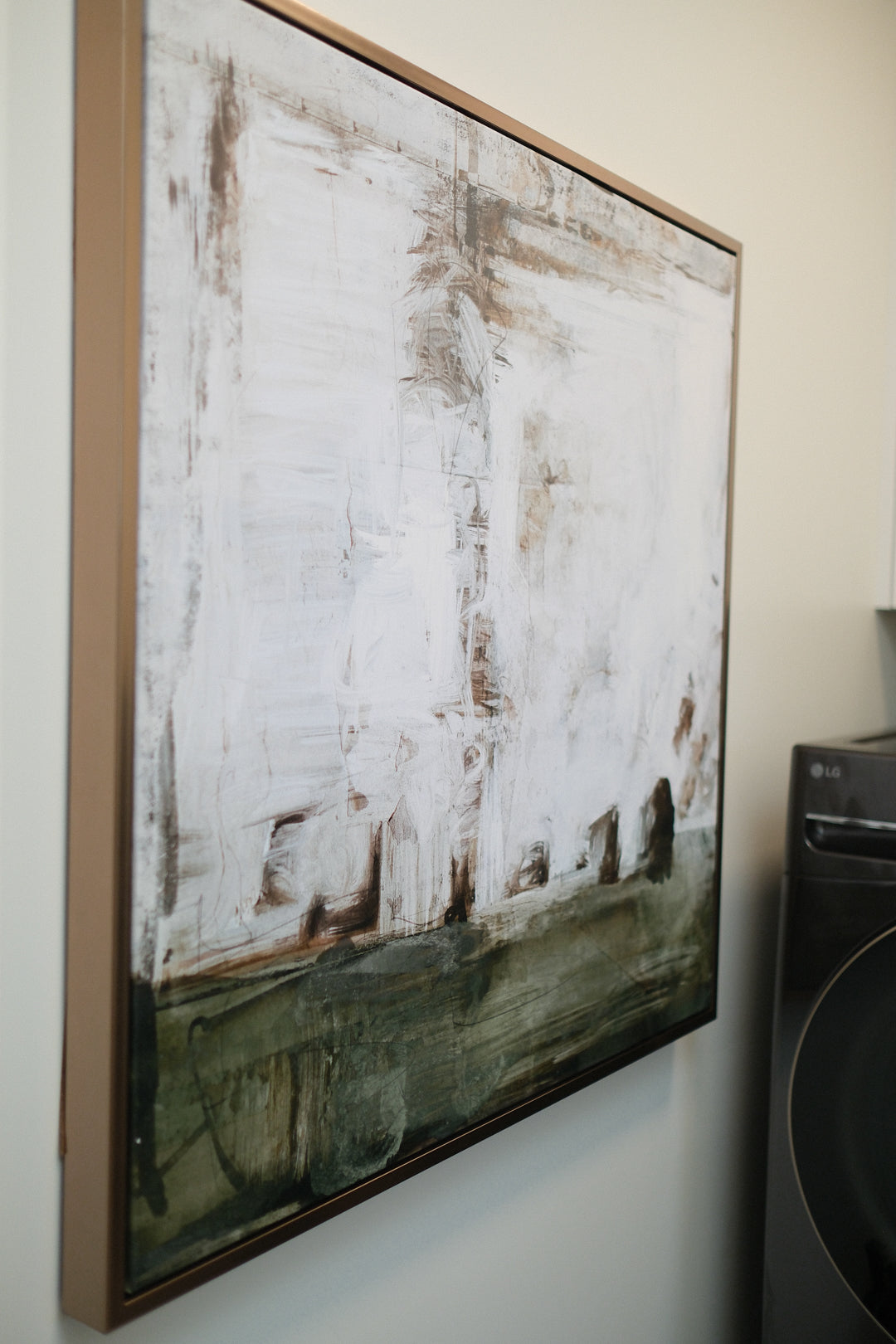 GREEN &amp; WHITE FRAMED CANVAS 38X38