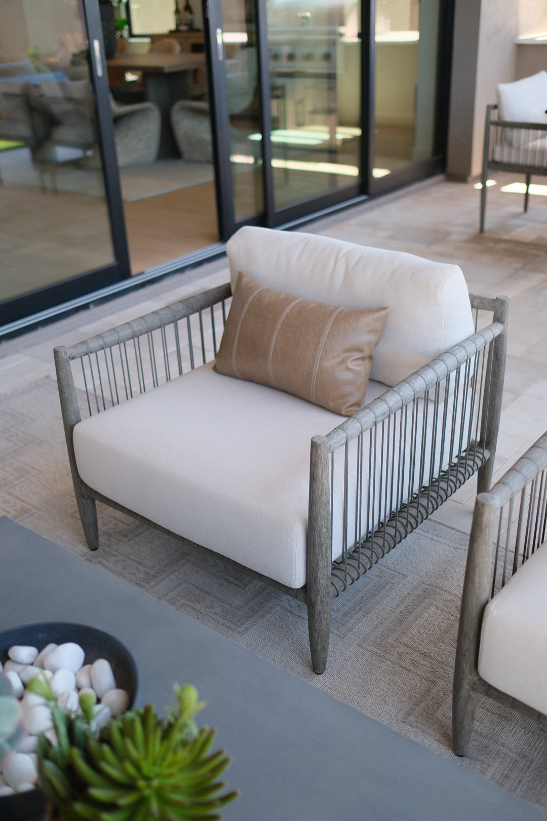 DARK GREY LOUNGE CHAIR A