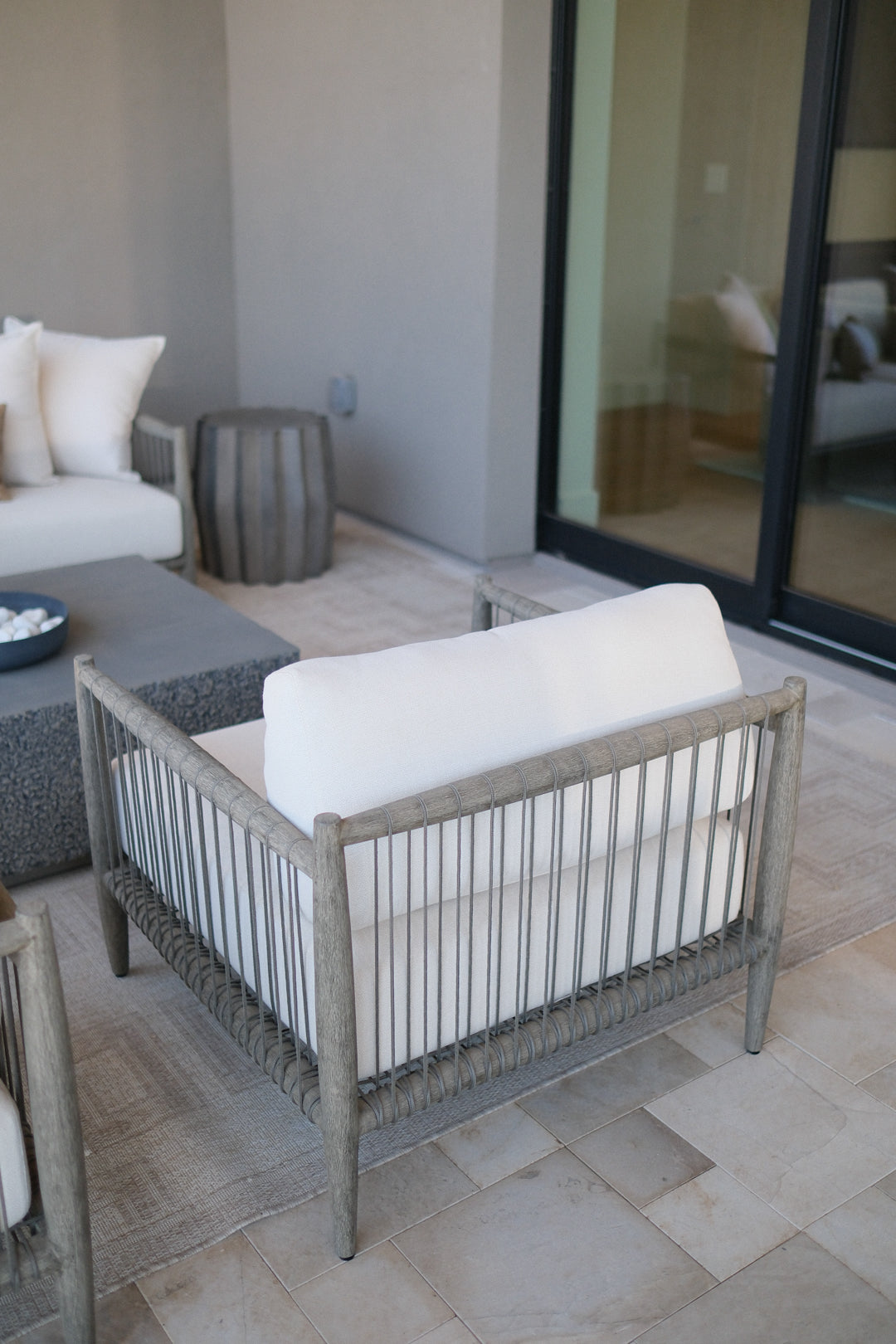 DARK GREY LOUNGE CHAIR A