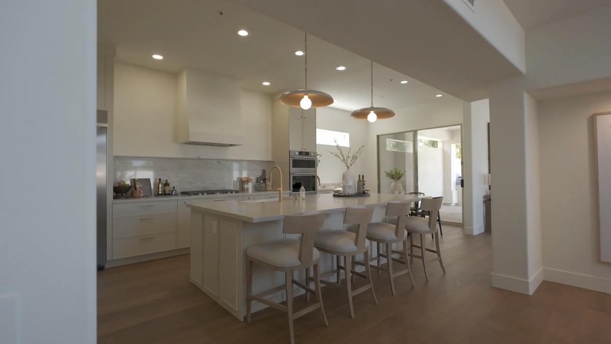Slideshow Image 6